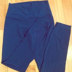Lululemon Align 25” size 6